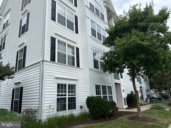 Building Photo - 15618 Everglade Ln