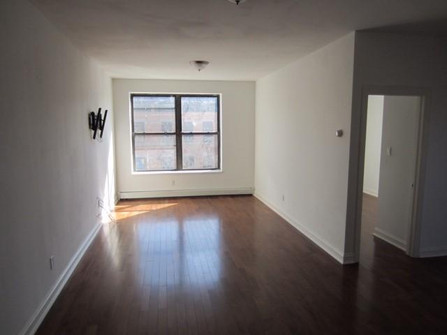 Building Photo - 5645 Myrtle Ave