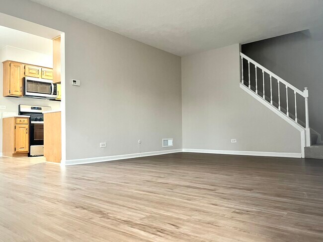Building Photo - 305 Cherrywood Ct