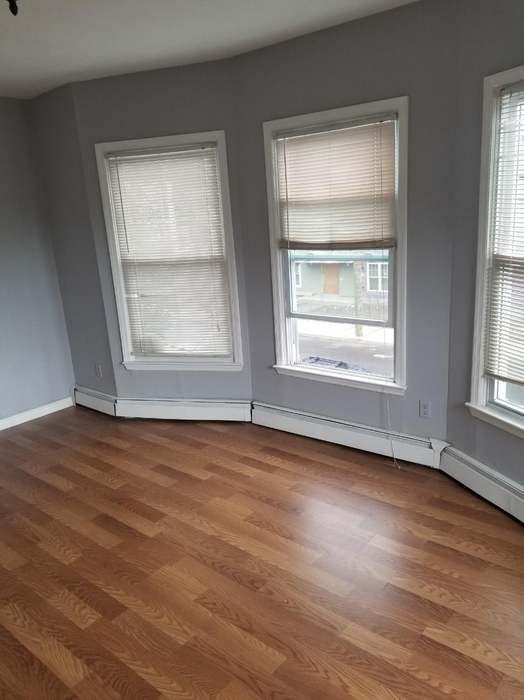 Front bedroom - 284 West Ave