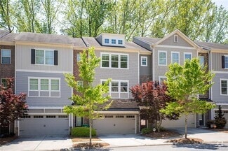 Building Photo - 2813 White Oak Ln