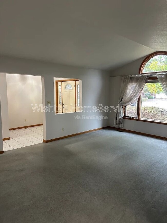 Foto del edificio - 948 Oakview Dr