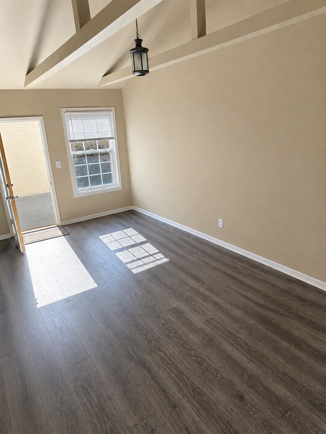 Building Photo - Available 6/25. Private rear unit, 5-minute walk to Cal Poly, parking included but no car needed.