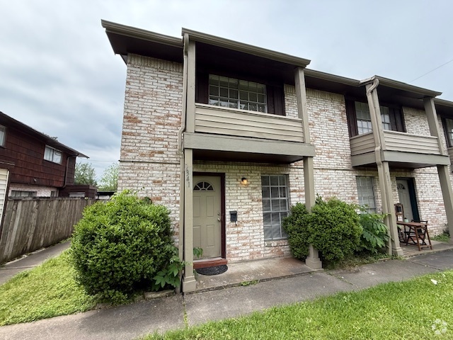Building Photo - 9341 Pecos St