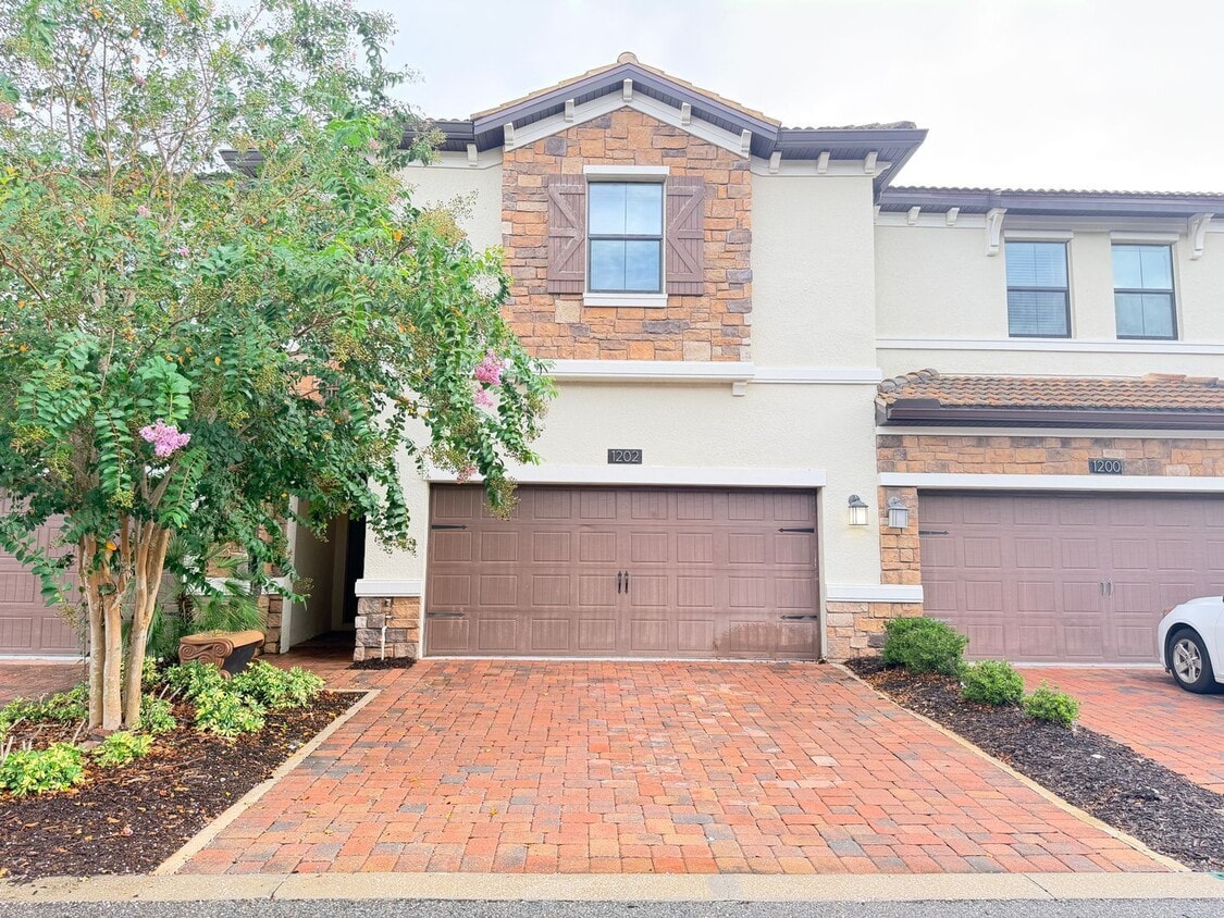 Photo - 1202 Payne Stewart Drive