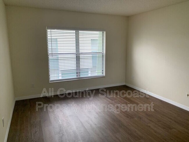 Foto del edificio - 7450-7435 35th St N