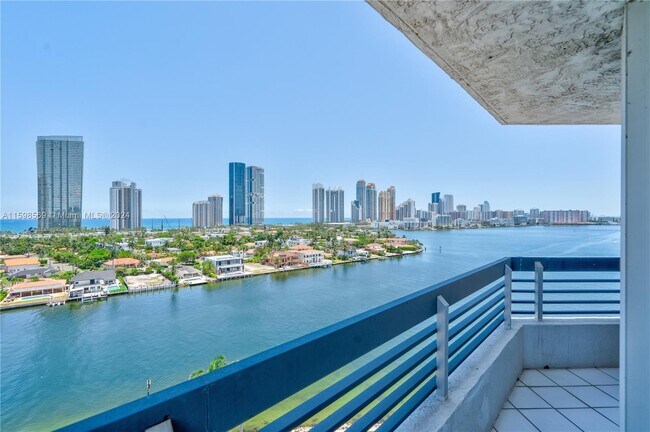 Foto del edificio - 19101 Mystic Pointe Dr