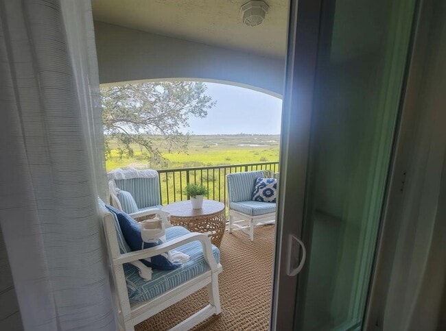 Building Photo - 1080 Bella Vista Blvd