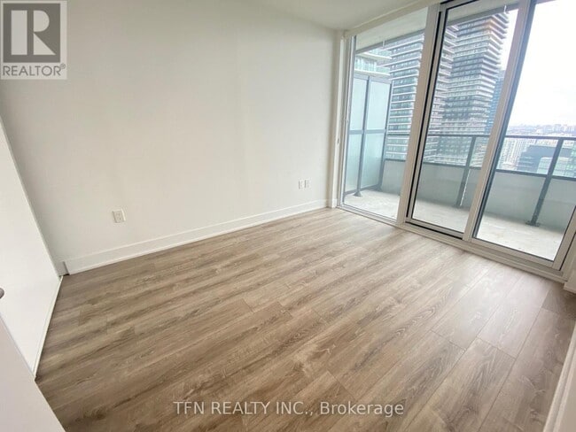 Building Photo - 20 Shore Breeze Dr