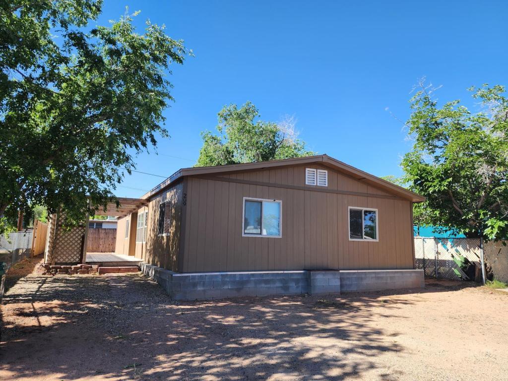 Primary Photo - 209 Cypress Ave