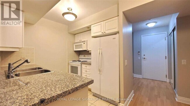Building Photo - 10 Northtown Way