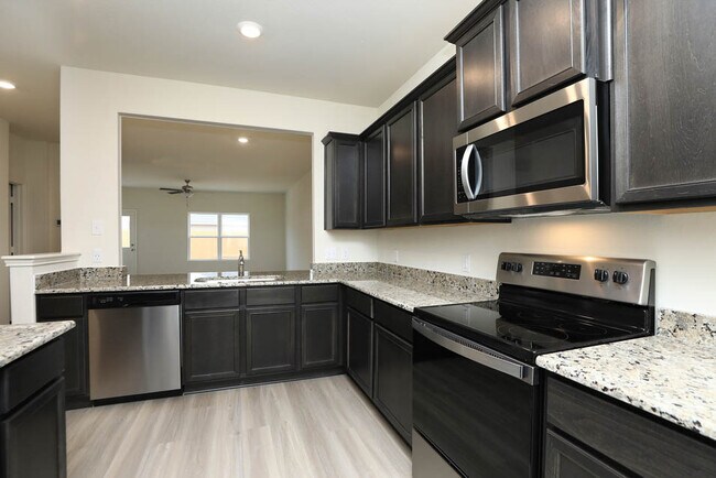 Foto del edificio - 10802 Millet Ct