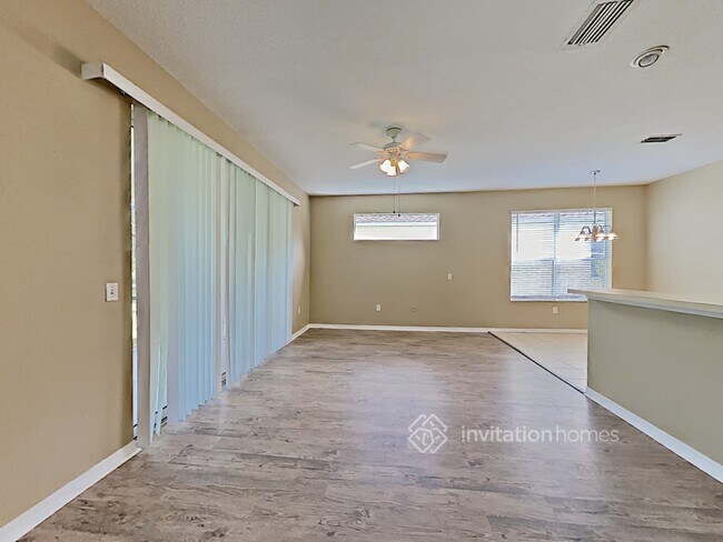 Foto del edificio - 6448 Orchard Oriole Ln