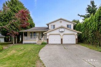 Building Photo - 7172 Circle Dr