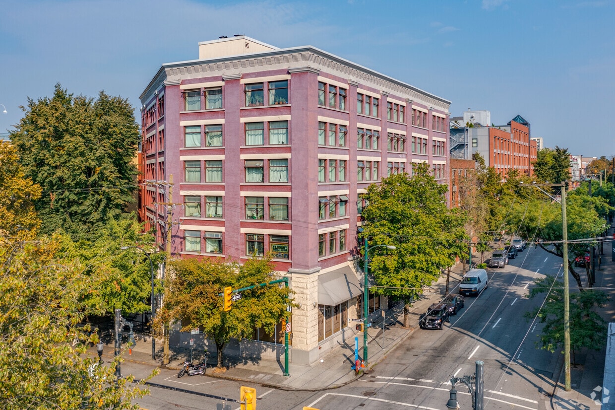 Primary Photo - Columbia House
