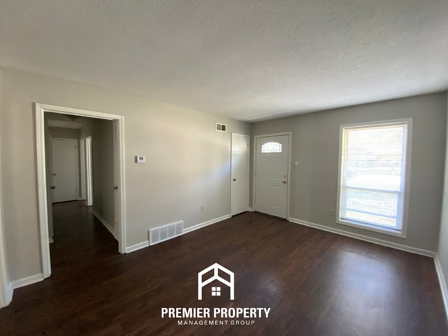 Foto del edificio - 4034 Windermere Rd