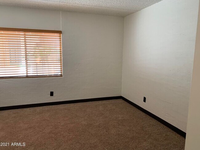 Bedroom - 3416 N 44th St