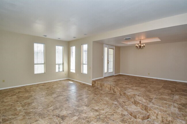 Foto del edificio - 1413 E Torrey Pines Cir