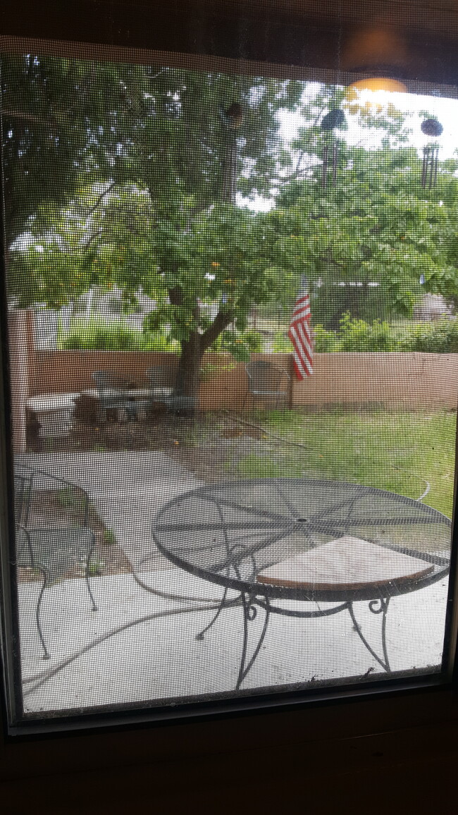 Covered porch - 7553 Isleta Blvd SW