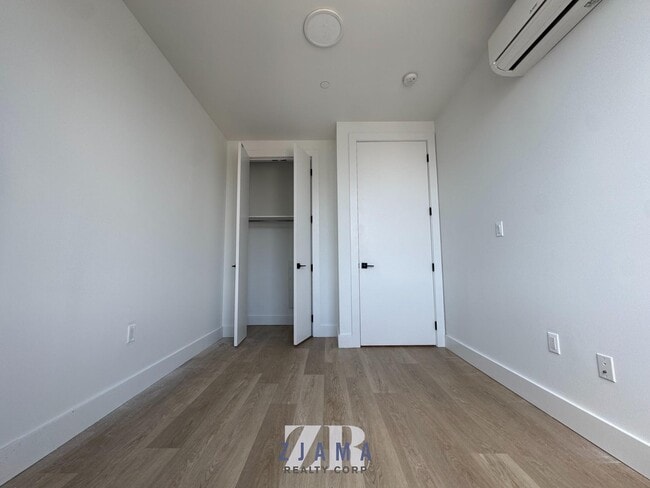 Building Photo - 1629 Brooklyn Ave