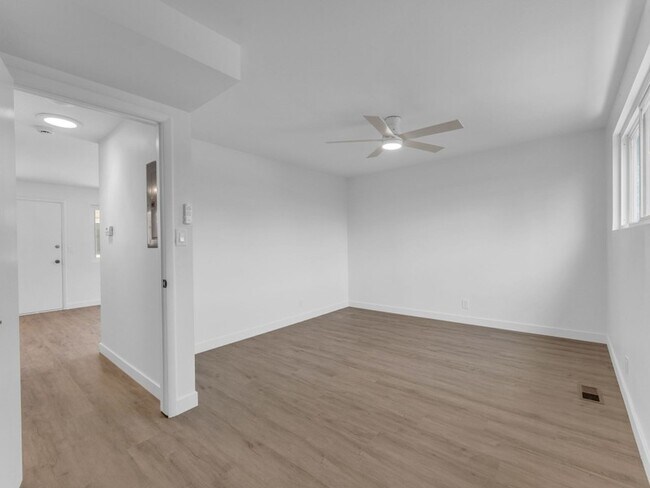 Foto del edificio - 644 S 800 E