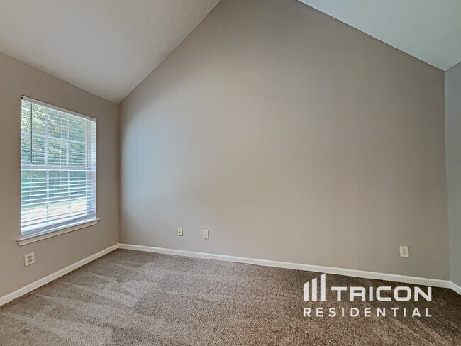 Foto del edificio - 536 Harvick Cir