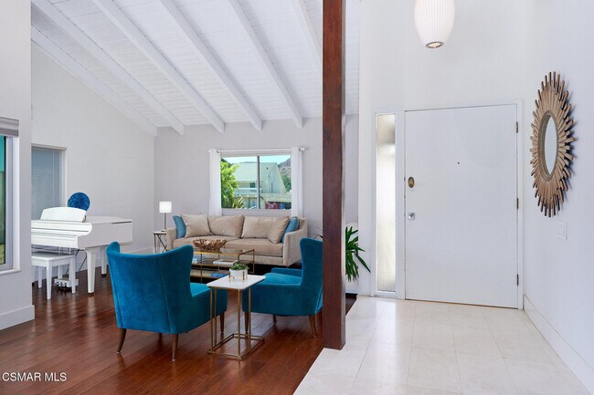 Building Photo - 3078 Saddleback Ct