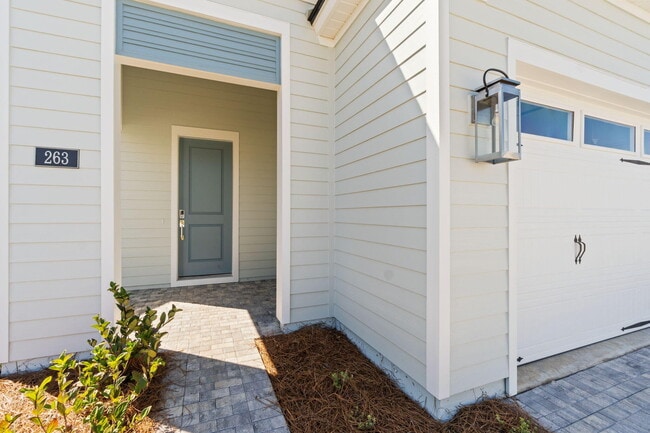 Building Photo - 263 Breakwater Blvd