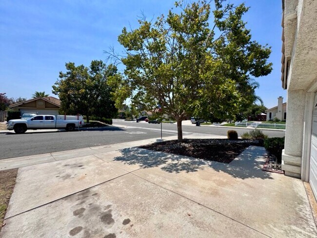 Building Photo - Charming 3 Bedroom Corner Lot Home in the ...