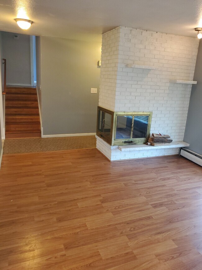 Foto del edificio - 5745 16th ave s