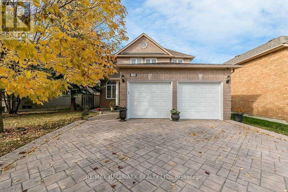 Photo principale - 192 Humberland Dr