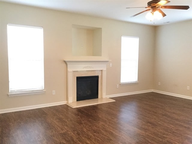 Foto del edificio - 6923 Babbling Brook Ln