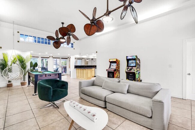 Foto del edificio - 19720 NE 26th Ave