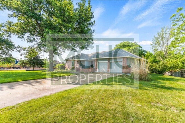 Building Photo - 16400 Switzer Rd