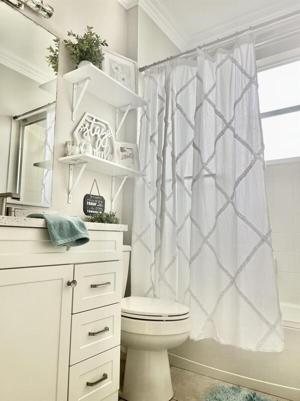 Foto del edificio - 6614 64th Terrace E