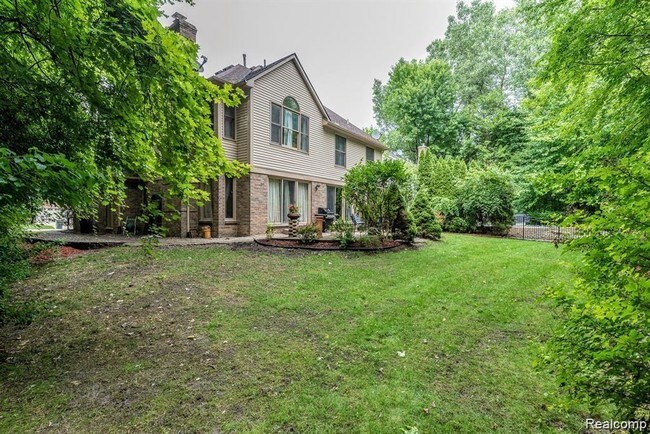 Foto del edificio - 41801 Echo Forest Dr