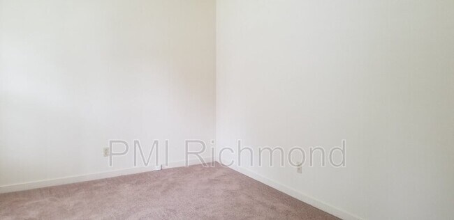 Building Photo - 5105 Blossomwood Cir