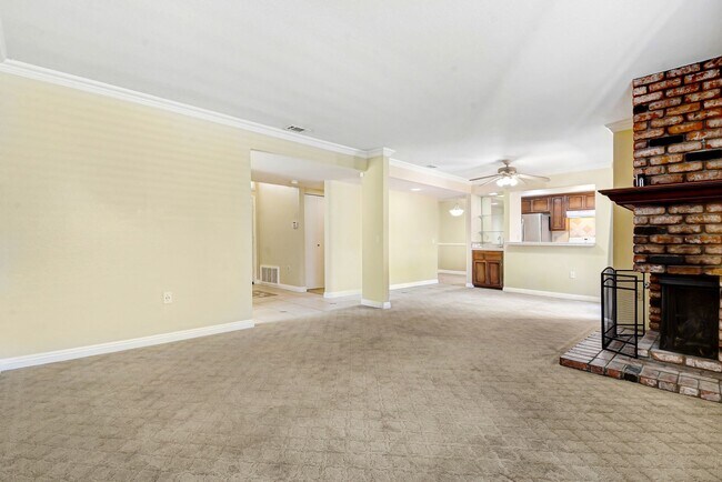 Foto del edificio - Stunning Upland Abode