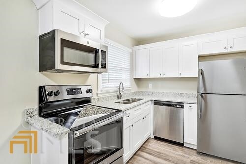 Building Photo - 277 Rocking Hill Dr SW