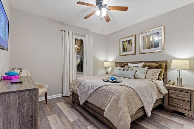 Foto del edificio - 5204 Oakbourne Ave