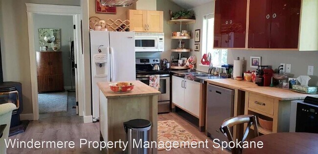 Foto del edificio - 2 br, 2 bath House - 1727 1/2 E 16th Ave