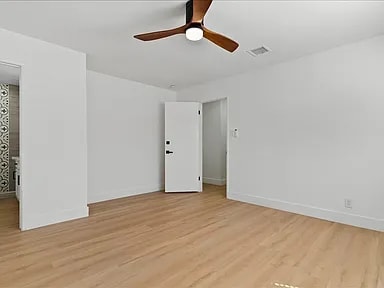 Building Photo - 1209 Avenue G