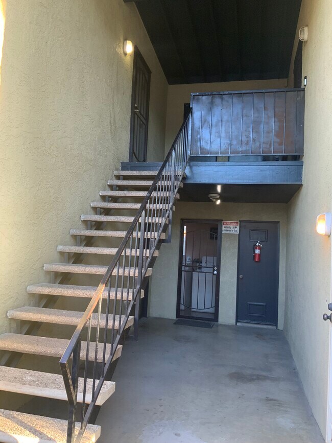 Foto del edificio - 837 S Gordon St