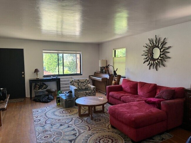 Building Photo - Great Nevada City Home and Neighborhood, S...