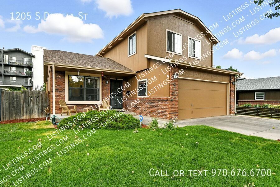 Photo - 1205 S Dahlia St-1