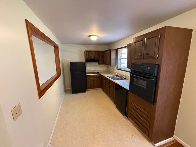 Foto del edificio - 3 bed, 1 bath, Kansas City home!