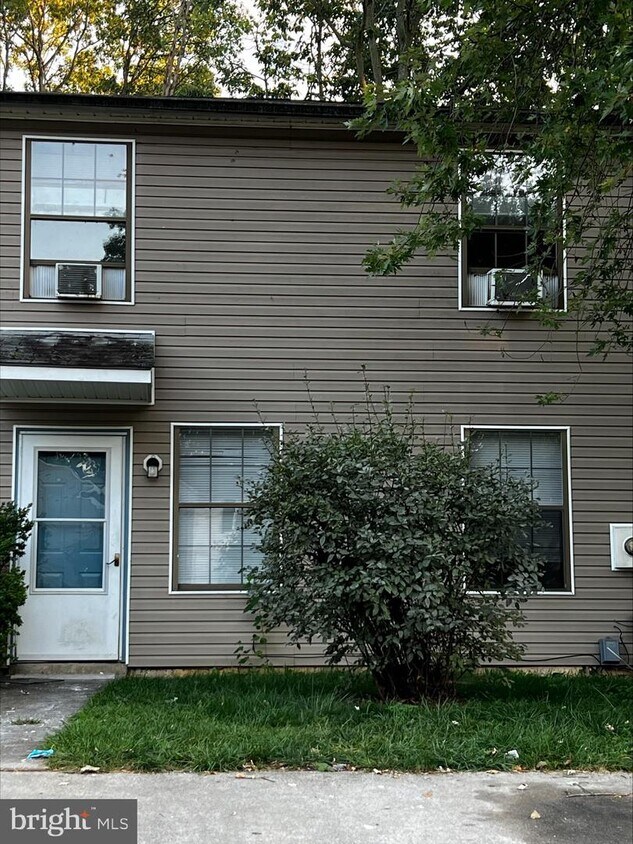 40 Edinshire Rd, Gloucester Township, NJ 08081 Townhome Rentals in