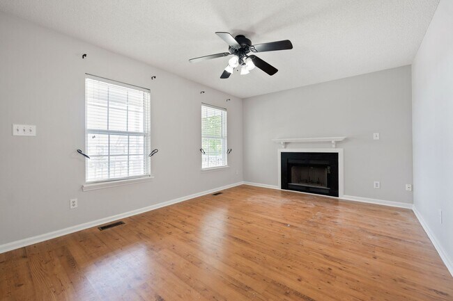 Building Photo - 4417 Mardela Spring Dr
