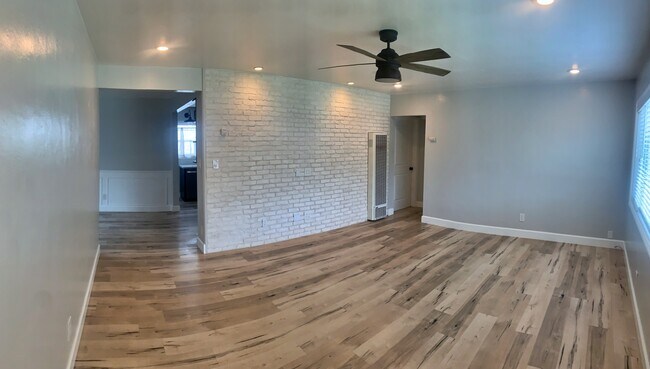 Foto del edificio - 1516 Oliver Ave