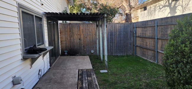 Building Photo - 705 Intrepid Dr